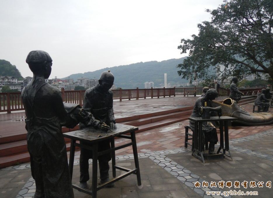 �������